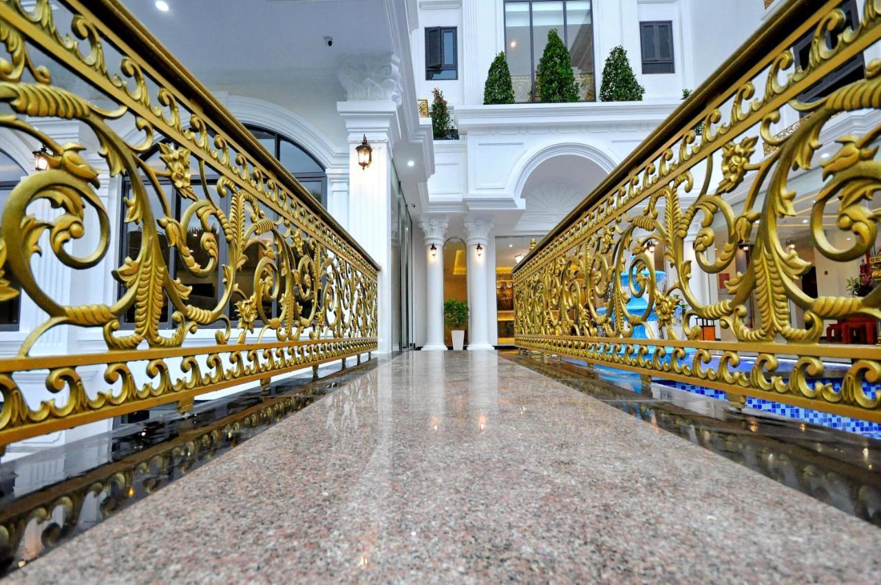 Crown Nguyen Hoang Hotel Nha Trang Extérieur photo