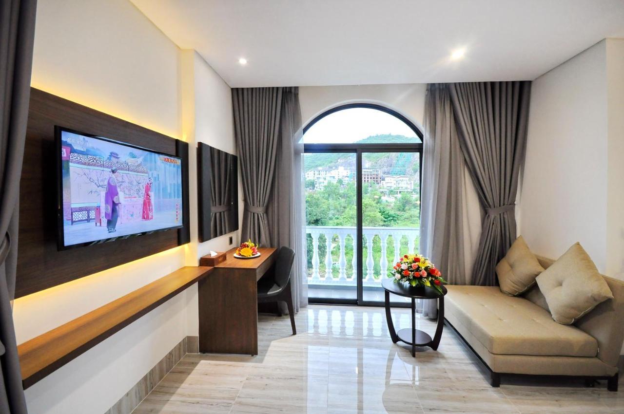 Crown Nguyen Hoang Hotel Nha Trang Extérieur photo