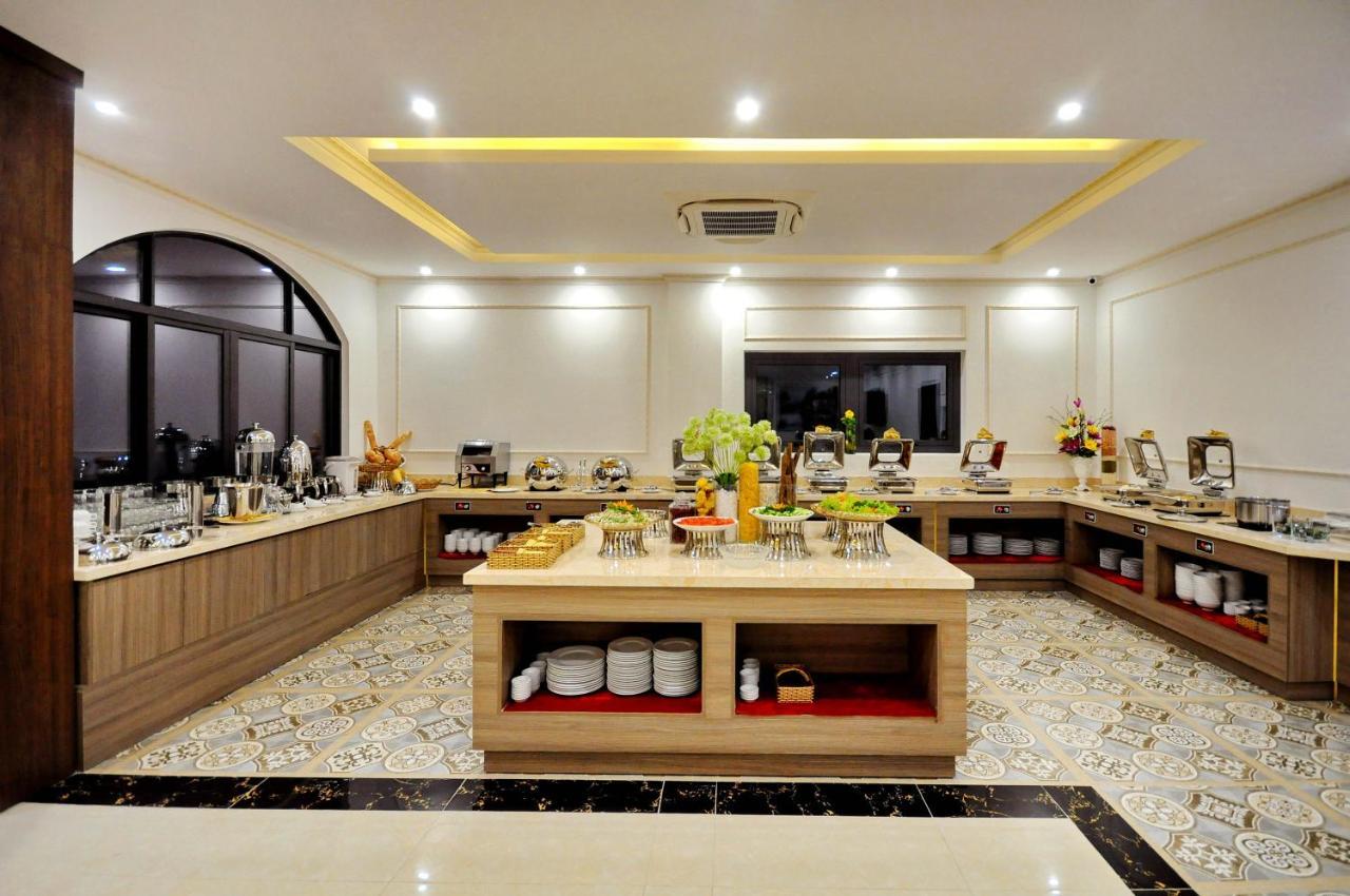 Crown Nguyen Hoang Hotel Nha Trang Extérieur photo