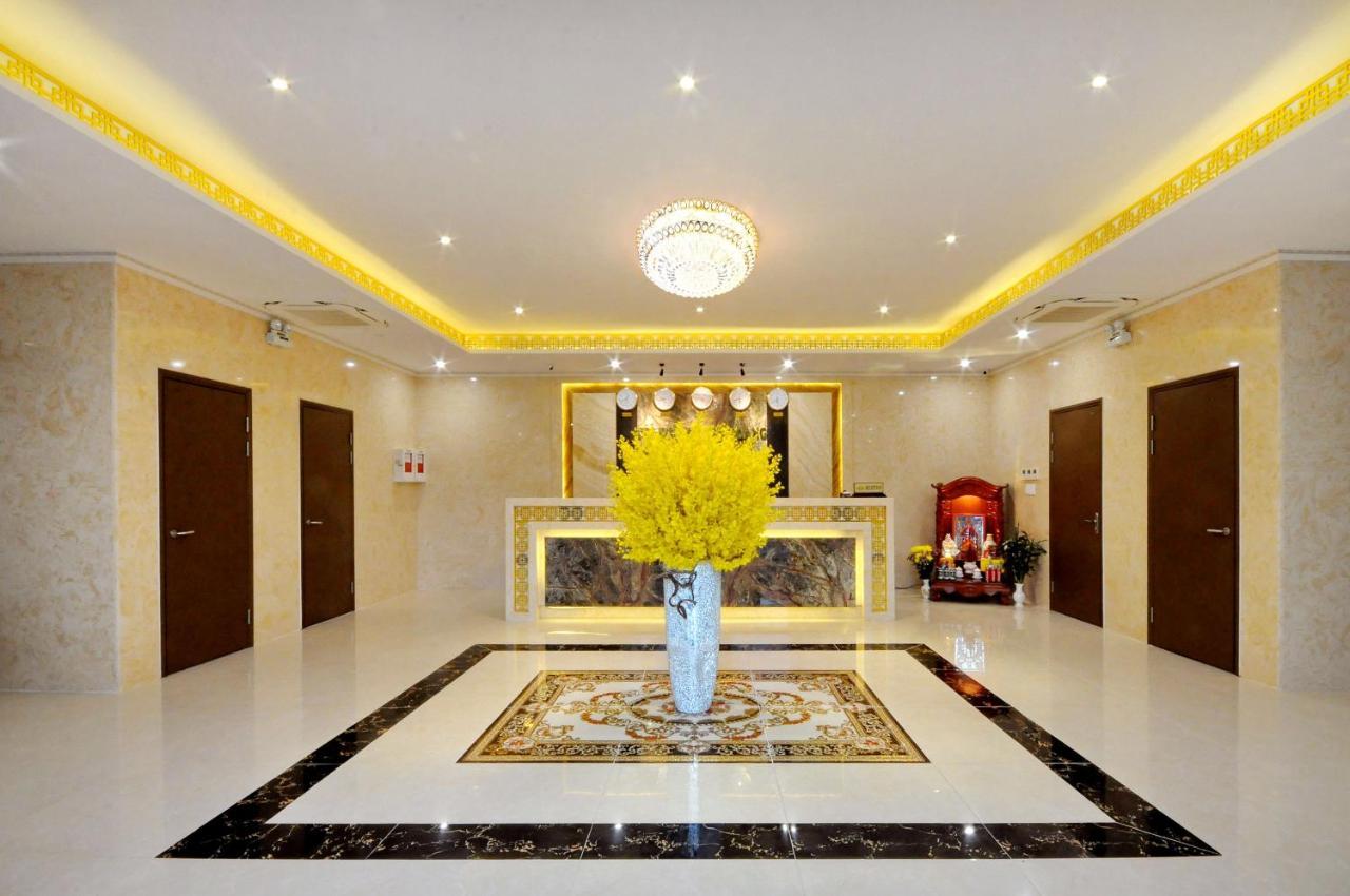 Crown Nguyen Hoang Hotel Nha Trang Extérieur photo